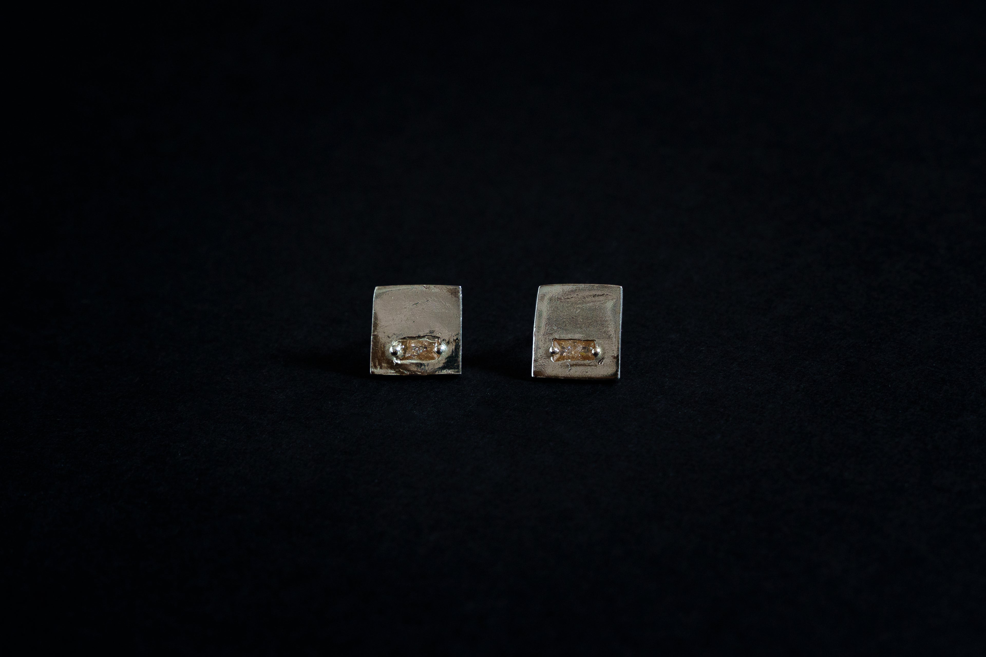 Aretes cuadro con piedra